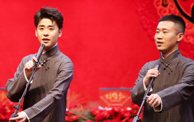 天津德云社首秀张云雷为何选最不擅长的节目只因他是大师兄