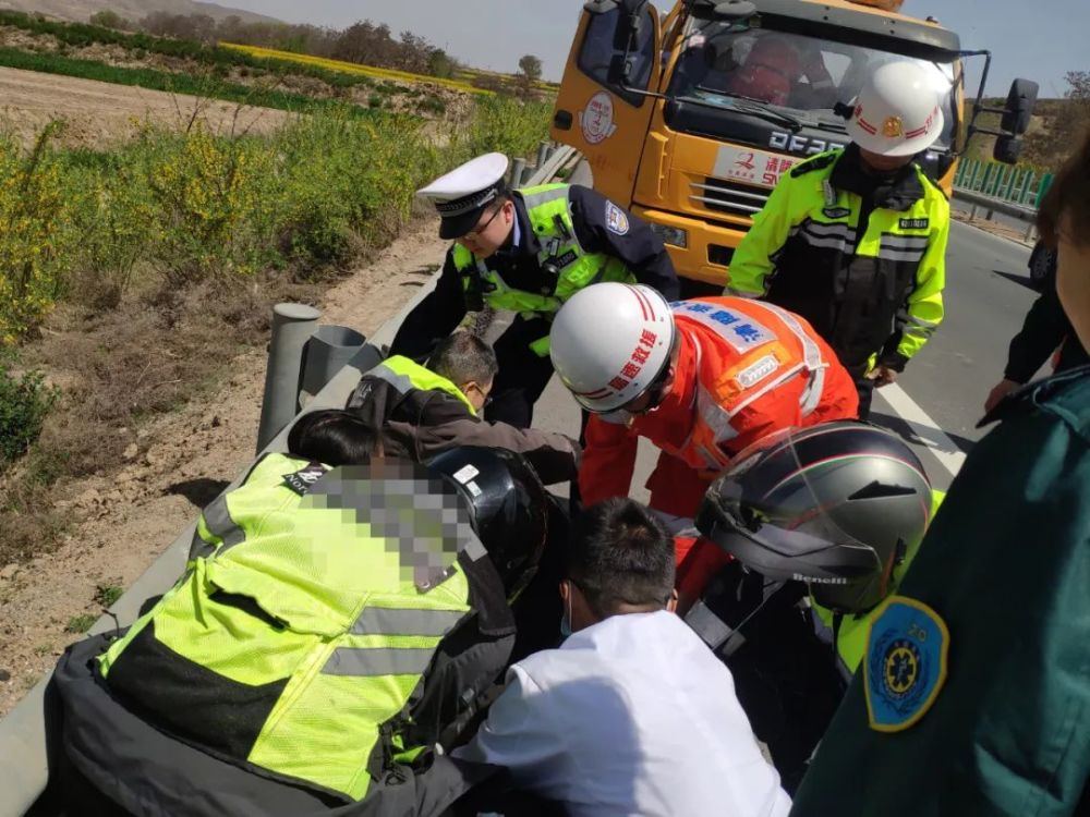 近期陇西高速交警大队辖区发生道路交通事故,造成人员受伤,接警后