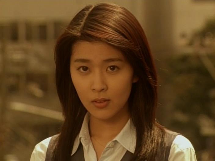 此时她已经43岁了在《悠长假期》中羞涩,单纯的她更新了我对于大家