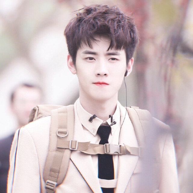 任豪头像这一生注定不平凡