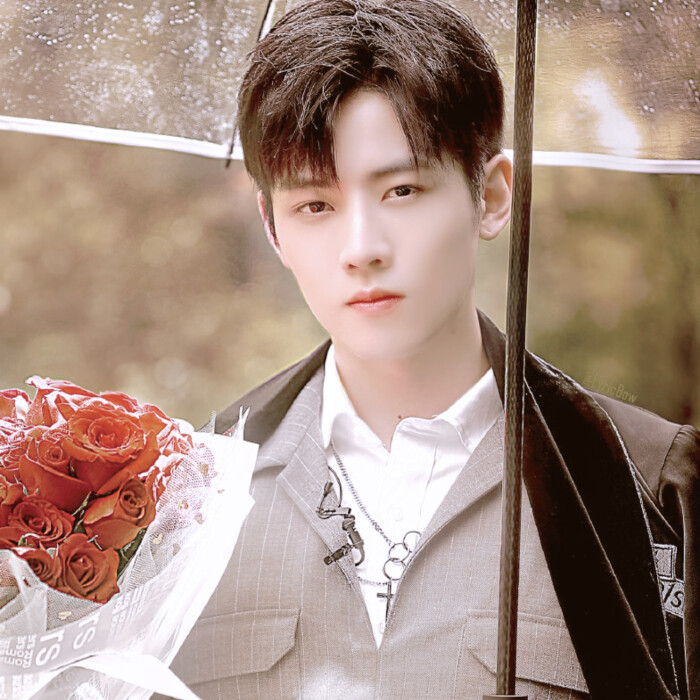 任豪头像这一生注定不平凡