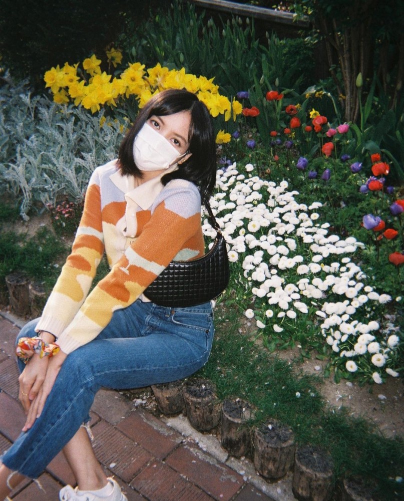 辣梨和jisoo欧尼一起出去春游啦~打啵j & 五花肉 & 荔枝 & 真傻 & 肉