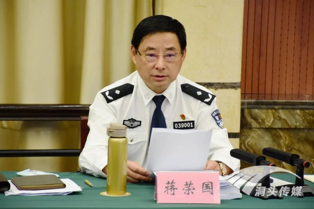 蒋荣国指出,洞头深入挖掘本地红色资源,工作落实有速度,理论学习有