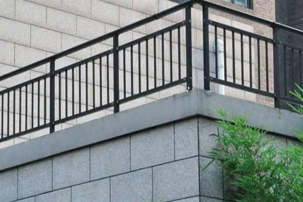 防护栏?家居安全看过来