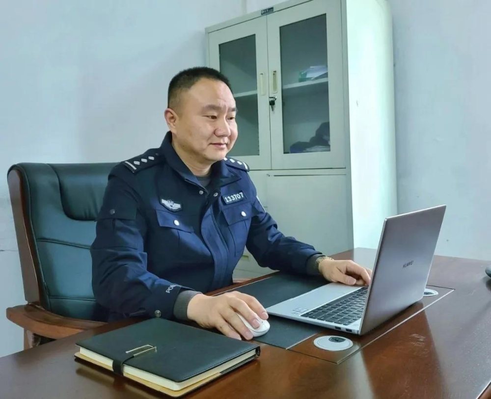 始于执念让警徽在青春与热血中闪耀记新化县公安局温塘派出所所长曾超