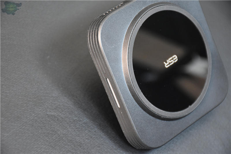 全球首款兼容magsafe车载无线充亿色车载无线充电器