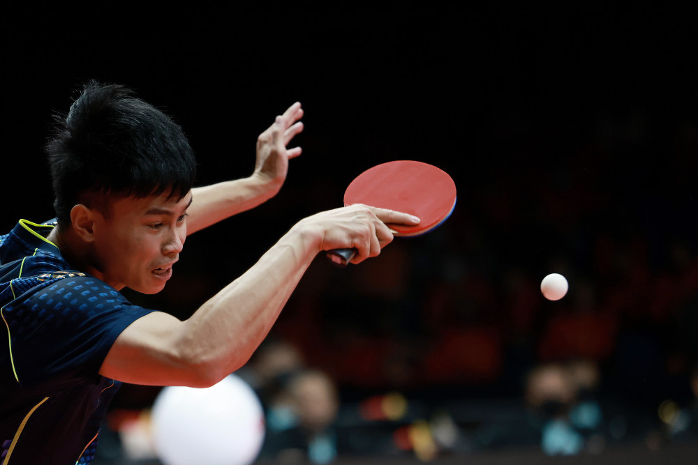 (体育)乒乓球——"直通wtt大满贯·世乒赛":周启豪男单夺冠(2)