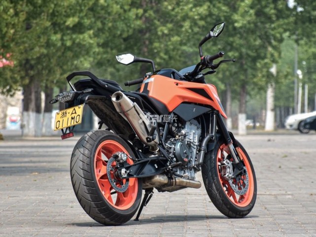 等等党的胜利 试驾ktm 790 duke ckd版