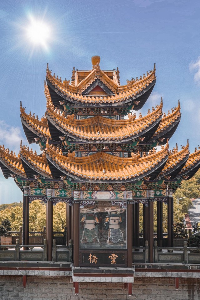 舟山旅行|嵊泗大悲山灵音禅寺|面朝大海大悲山大灵音寺位于