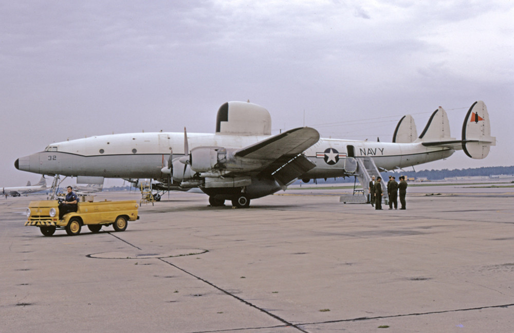 1969年朝鲜没有警告直接击落美国预警机美国如何应对