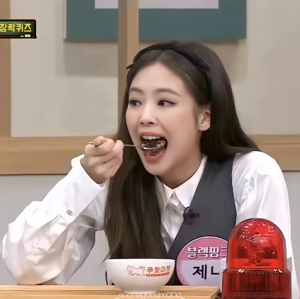 金智妮jennie人间香奈儿绝美精图