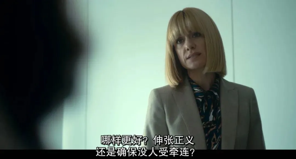 每多一个人物,就多一个视角来将真相鞭挞.