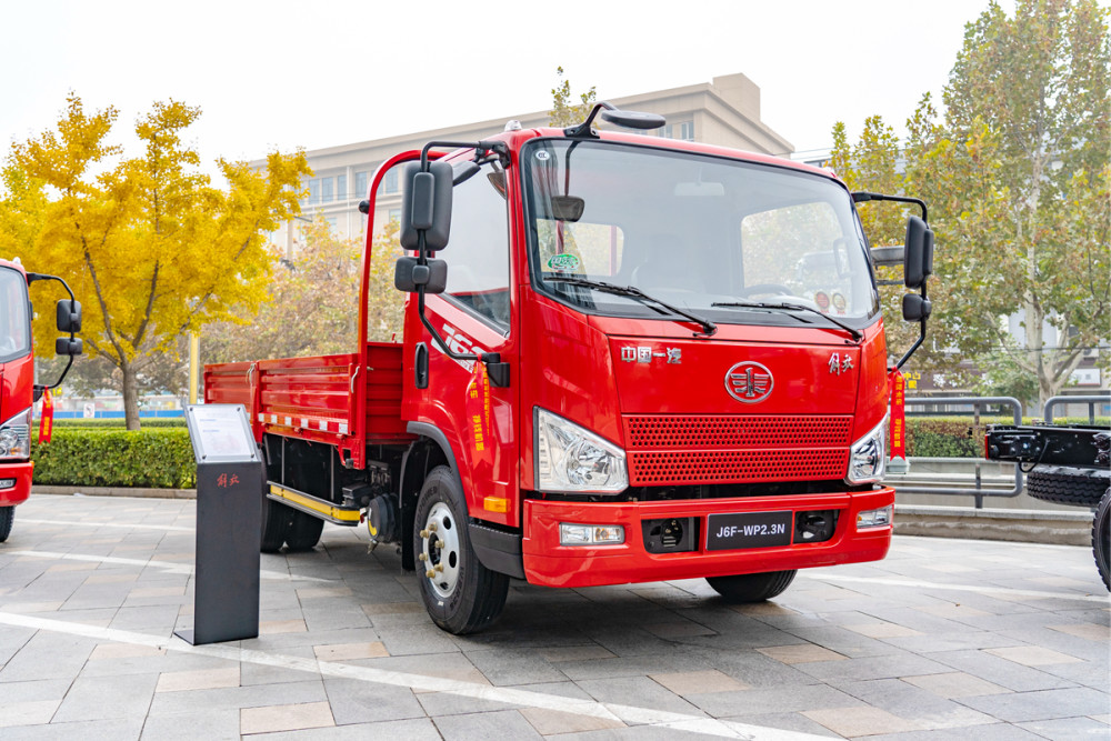 城市配送小钢炮解放j6f或许更适合你