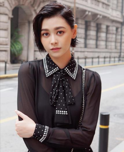 新加坡95后小花何盈莹用初心守望精彩