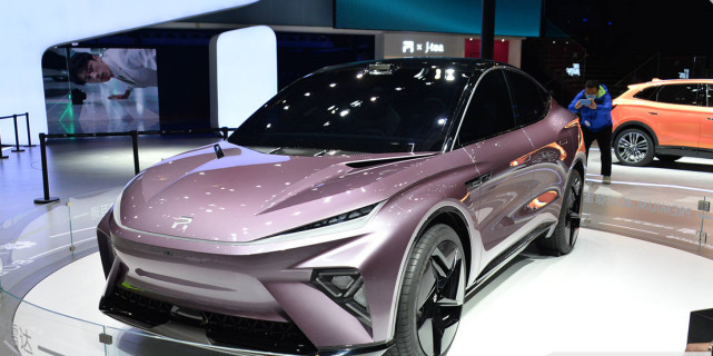 全新上汽r轿跑suves33车型