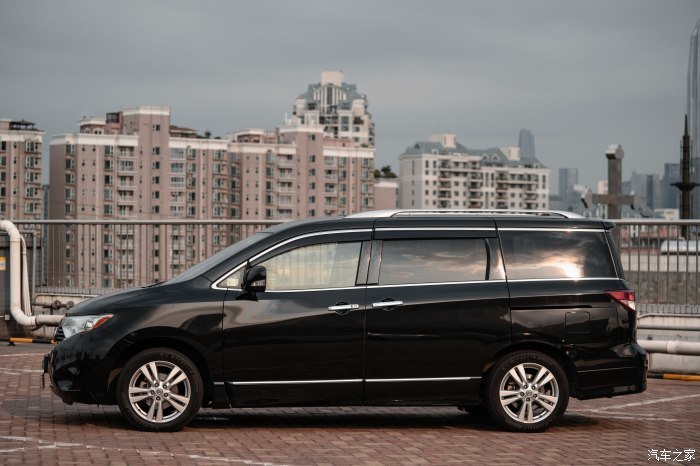 五一假期刚刚过去今天聊一聊这台非常少见的mpv日产贵士