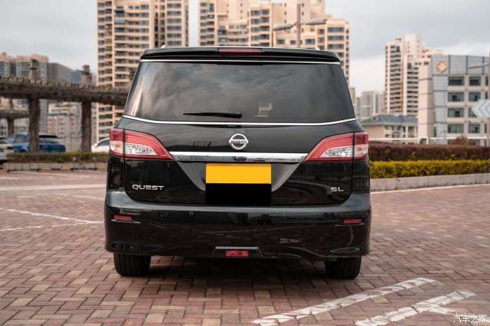 五一假期刚刚过去今天聊一聊这台非常少见的mpv日产贵士