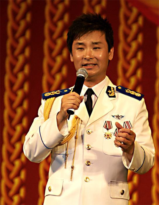 青歌小王子刘和刚曾给蒋大为下跪和世界小姐闪婚让人羡慕