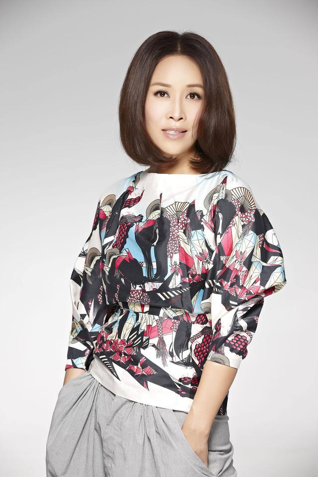 与高峰同居10年还为他生儿子的那英为何转身嫁给了孟桐