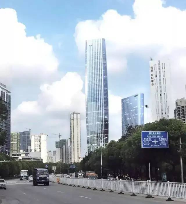赣州第一高楼开建,高369米,将成为江西第二高楼