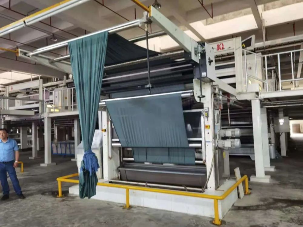 热点一次性购进14台远信新型双层拉幅定形机优异表现赢得用户频频下单