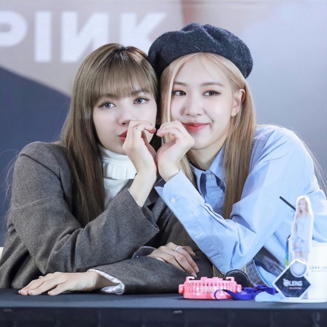 blackpink成员rosé&lisa:曼谷的风终究会吹向墨尔本