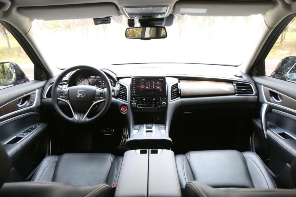 20t大五座驾乘两相宜试驾广汽本田冠道370turbo