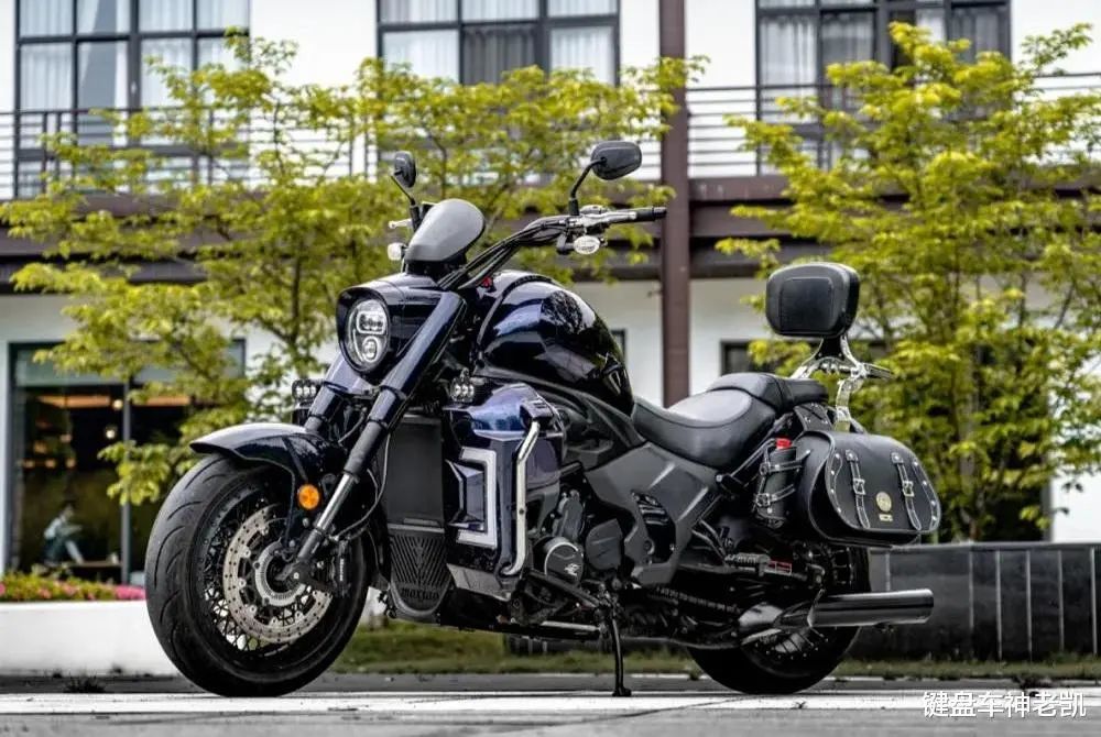 杜卡迪panigale皮尺版魔枭500rr售价公布2999034800元