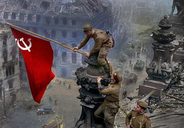 1945年4月16日,苏联红军对柏林东面的德国守军发起了进攻