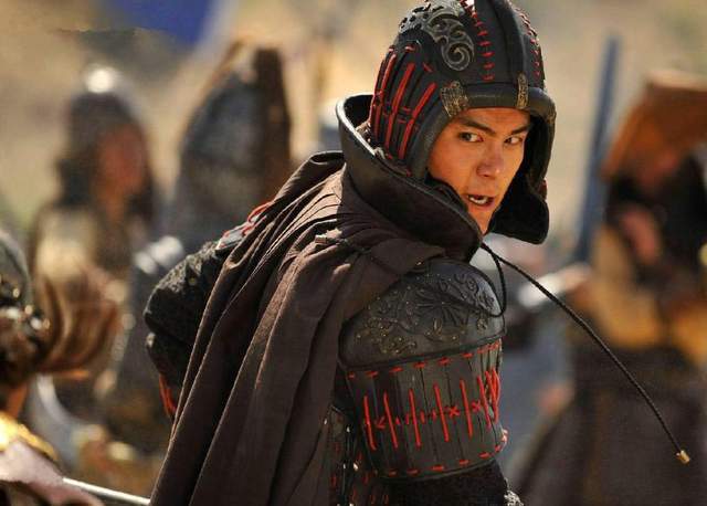 而狄青将军南征广西的时候,杨文广还随军从征,但此时的杨文广还是个