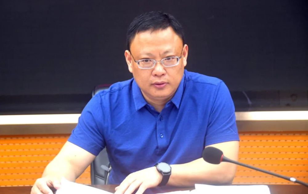 刘长峰指出,巡察"回头看"是对已巡单位整改情况进行的再监督,再检查