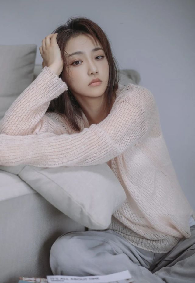 歆楠公主现代装扮也不容小觑领家女孩的长相多种风格轻松驾驭