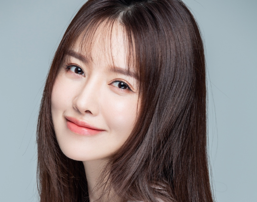 演员高溜回应整容失败:曾为追求美丽不顾一切,如今只想好好活着_腾讯