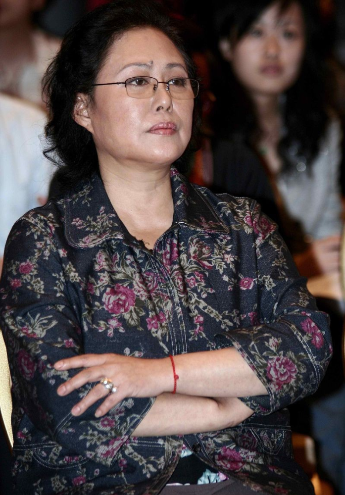 斯琴高娃和徐帆亲如母女两人穿搭都饱含中华文化气质太好了