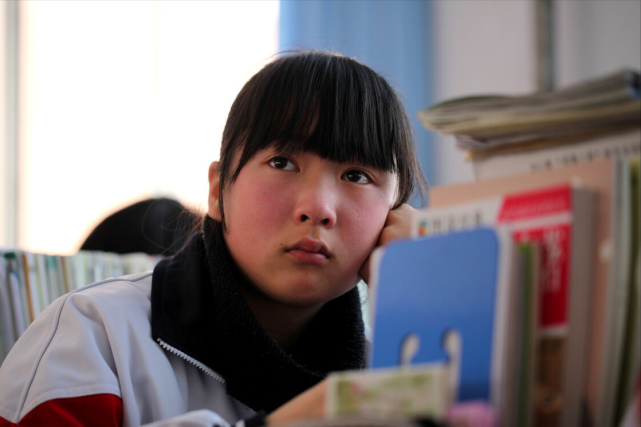 中考迎来大变化,一半学生将去读技校,难道工厂招不到工人了?