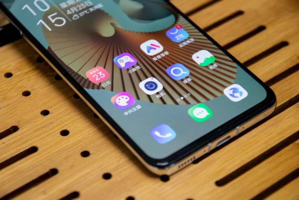 能拍能打的直屏旗舰中兴axon30pro上手体验