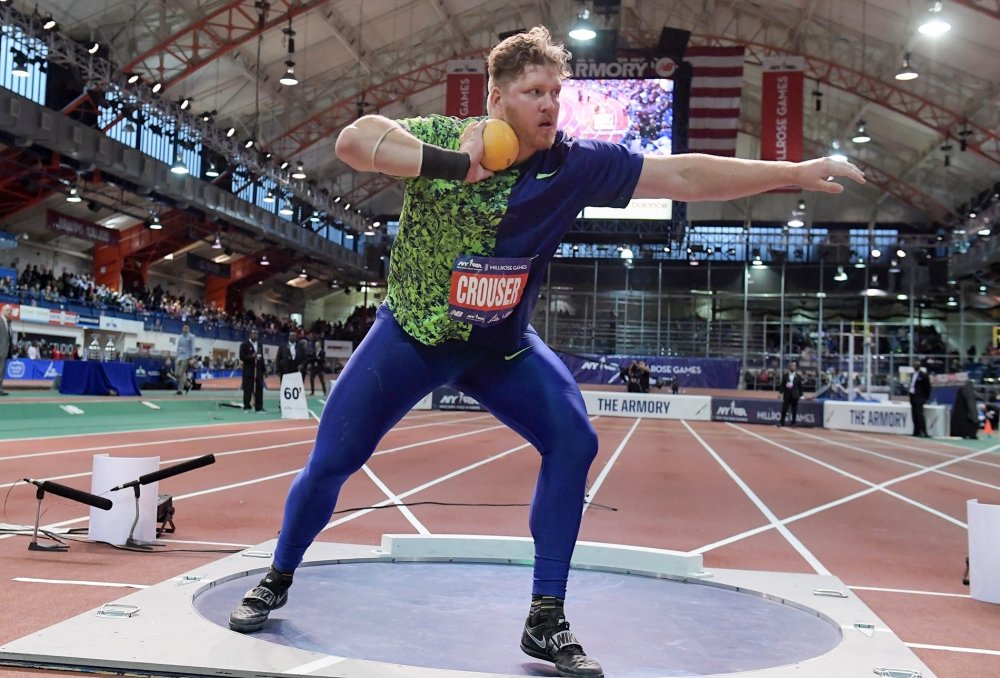 22米6928岁田径奥运冠军创世界第二年初打破沉睡32年世界纪录