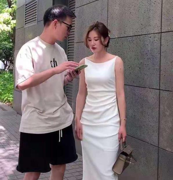 项思醒的前男友回归正常生活,公司重新启用新模特,颜值不如海王