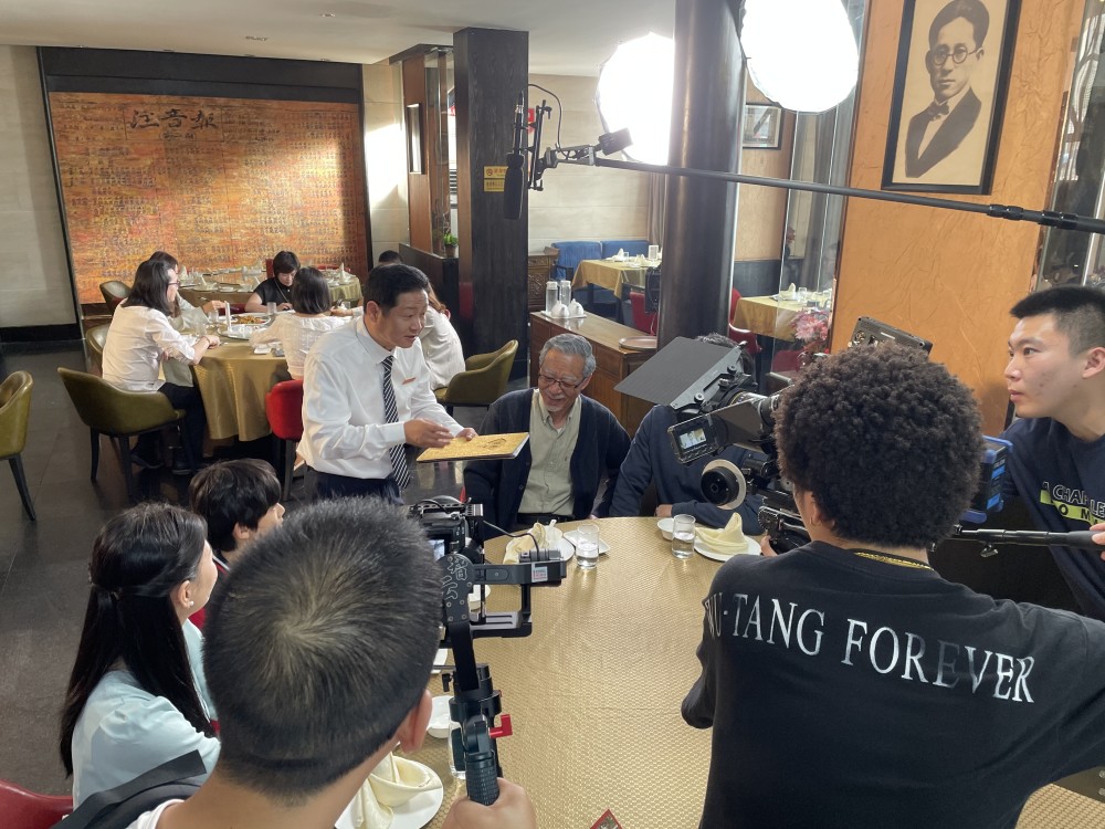 讲述革命食堂里的谍战风云 微电影《努力餐》开拍