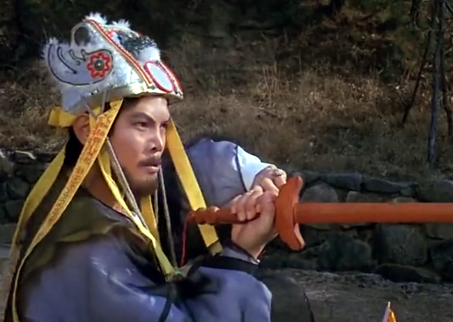 白眉大侠:肩担日月携昆仑陈仓的武功如何?