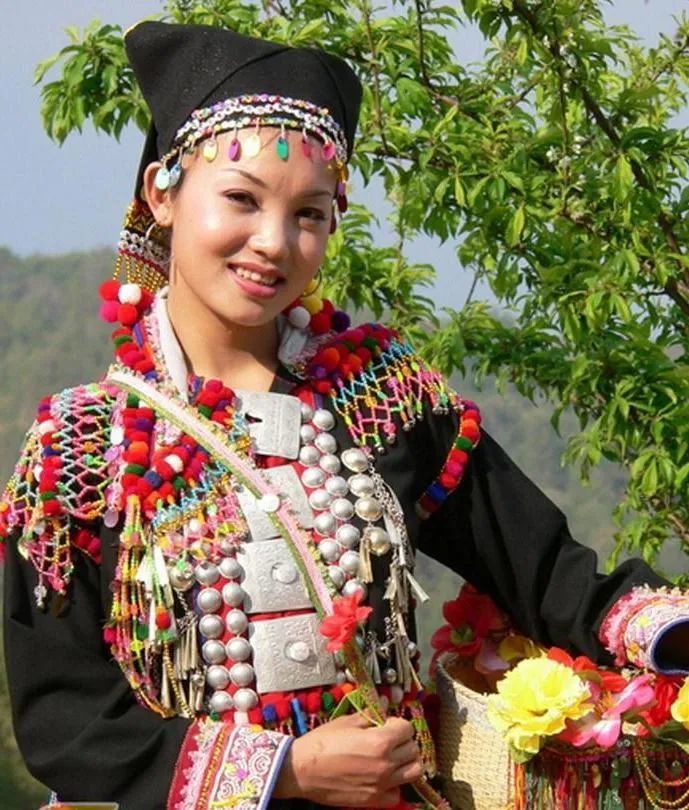 民族常识56个民族服饰德昂族服饰