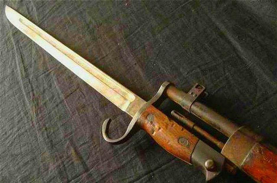 1938年,用青龙刀砍死日军的农民是什么人?他们一样值得铭记_腾讯新闻