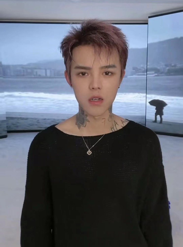 殷世航又哭又闹还是说出了真实目的耗尽千万家产只为办一场订婚典礼网