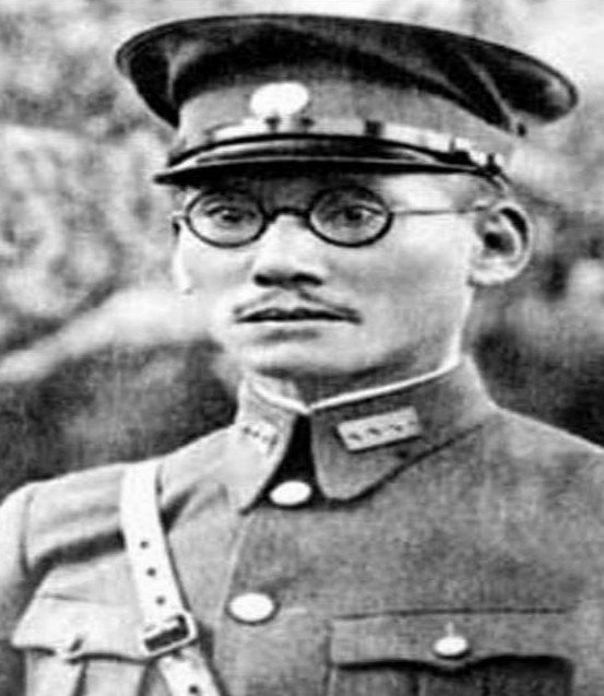 滇军名将龙云不仅位高权重而且武功高强秒杀法国拳师