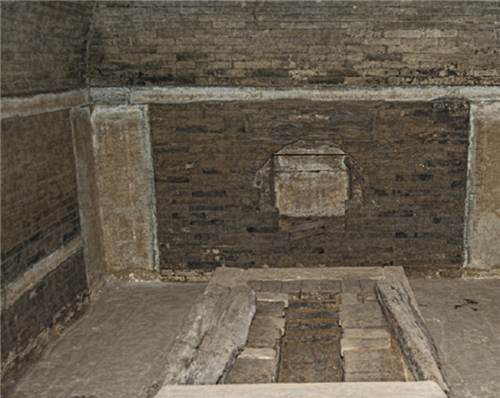 南京发现"长春真人"墓,出土罕见八卦状棺床,专家:快请当地驻军