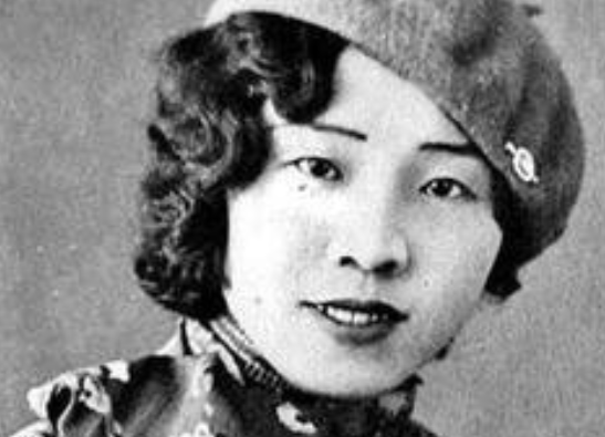 著名女作家苏青的一生年轻时辉煌灿烂晚年却在看大门