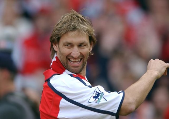 1%) 巴萨 (72.1%). 28. 托尼·亚当斯