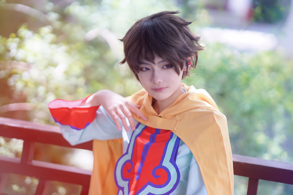 泪目查理九世cos唐晓翼你怎么从二次元跑出来了