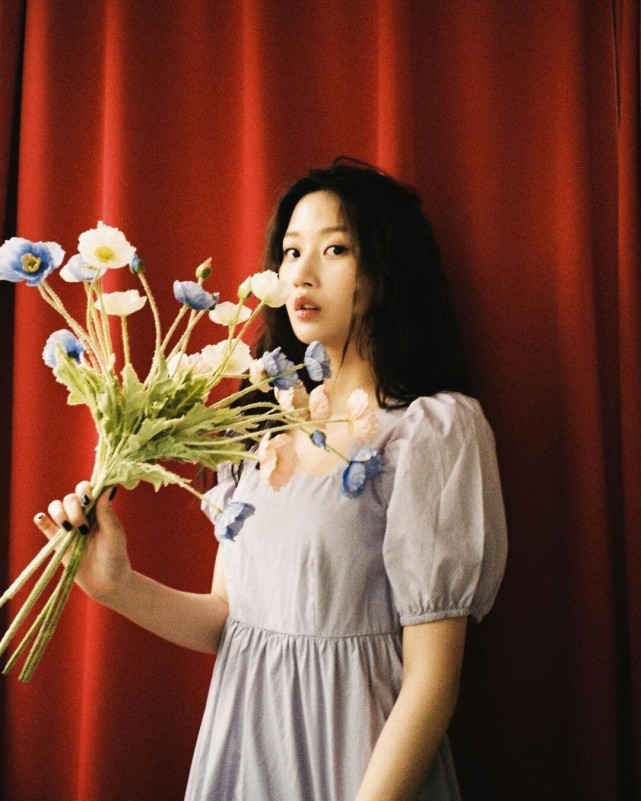 文佳煐头像壁纸