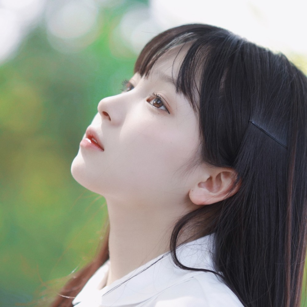 网易云热评爷爷是村里唯一上过大学的人他娶了奶奶但很多人都认为